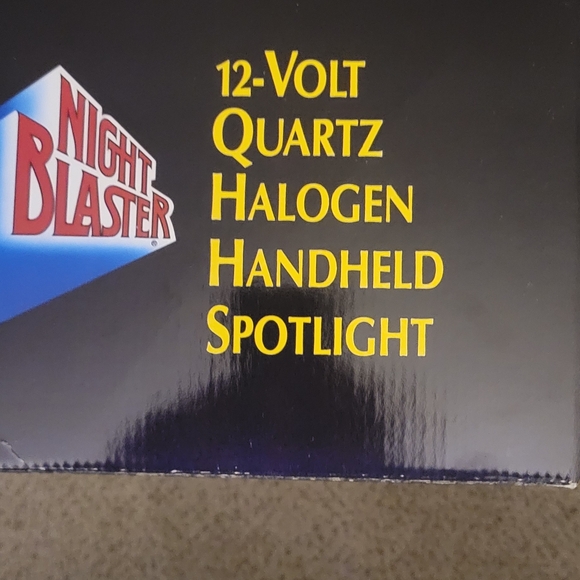 Handheld Spotlight - Picture 5 of 11
